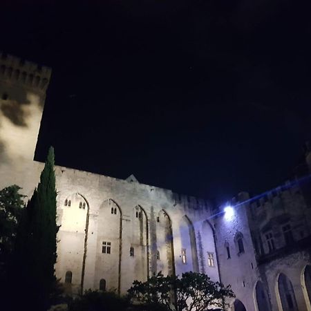 Ferienwohnung La Calade LʼIsle-sur-la-Sorgue Exterior foto