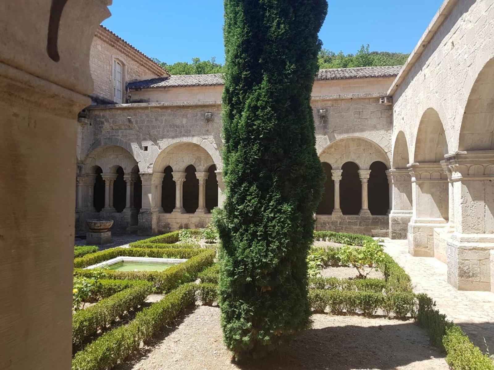 Ferienwohnung La Calade LʼIsle-sur-la-Sorgue Exterior foto