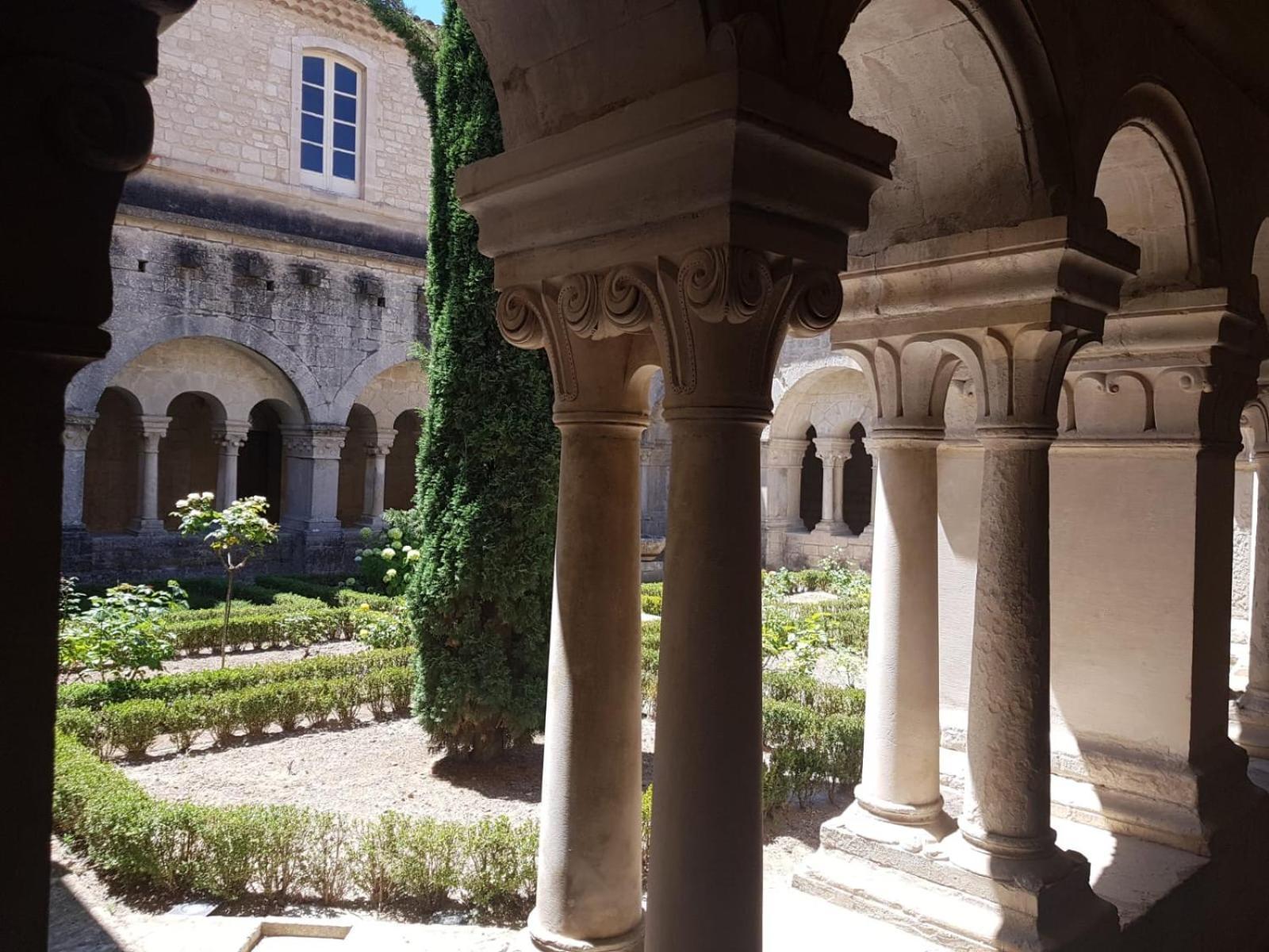 Ferienwohnung La Calade LʼIsle-sur-la-Sorgue Exterior foto